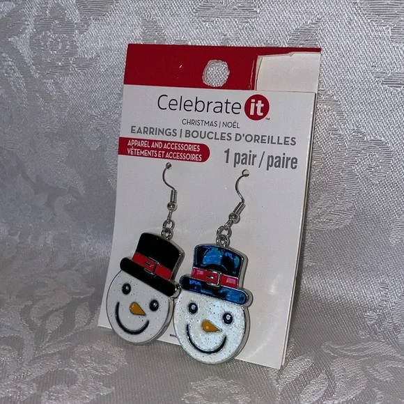 NWT Celebrate It Snowman Earrings with Black Hats - Picture 2 of 3